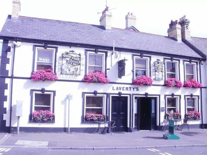 Laverty'S - The Black Bull Inn Randalstown Ngoại thất bức ảnh