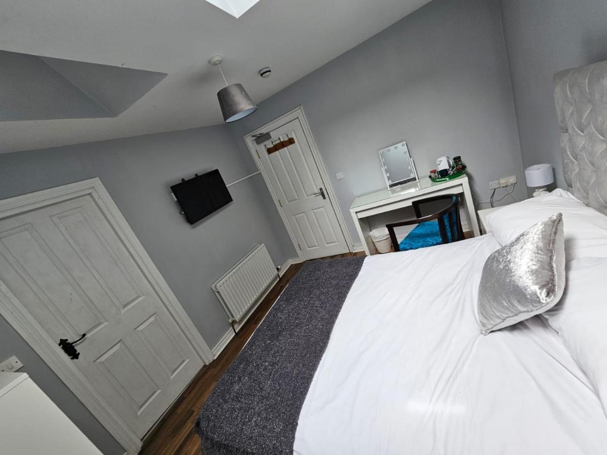 Laverty'S - The Black Bull Inn Randalstown Ngoại thất bức ảnh